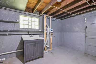 9824 S Escanaba Avenue, Chicago, IL 60617 - Photo 28