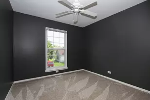 2290 Applewood Ln, Woodstock, IL 60098 - Photo 20