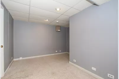 2290 Applewood Lane, Woodstock, IL 60098 - Photo 14