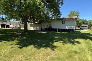 1707 Wright St, Streator, IL 61364 - Photo 2