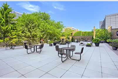 720 W Gordon Terrace #3R, Chicago, IL 60613 - Photo 10