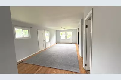 213 Butte Lane, Carpentersville, IL 60110 - Photo 10