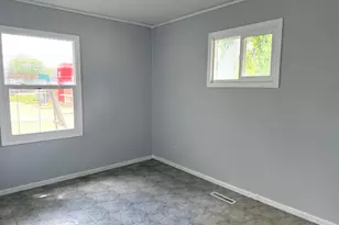 213 Butte Ln, Carpentersville, IL 60110 - Photo 18