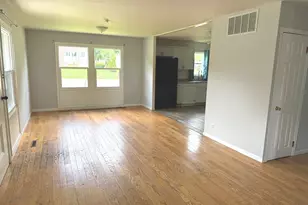 213 Butte Ln, Carpentersville, IL 60110 - Photo 12