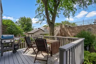 2230 W Leland Ave, Chicago, IL 60625 - Photo 12