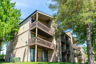53 Oak Hill Colony St, Fox Lake, IL 60020 - Photo 6