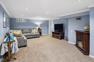 5321 W Pensacola Ave, Chicago, IL 60641 - Photo 16
