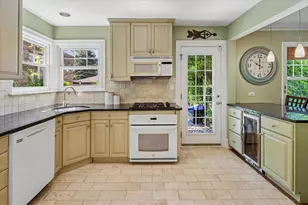 5321 W Pensacola Ave, Chicago, IL 60641 - Photo 6