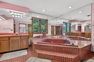 570 N Ellsworth Ave, Addison, IL 60101 - Photo 16
