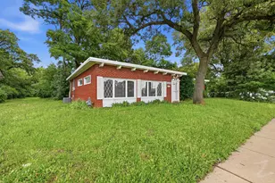 1200 175th St, East Hazel Crest, IL 60429 - Photo 2