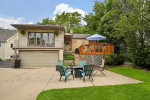 263 Hillside Ave, Glen Ellyn, IL 60137 - Photo 16