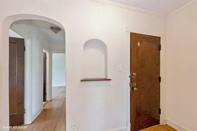 6885 N Overhill Avenue #2, Chicago, IL 60631 - Photo 8