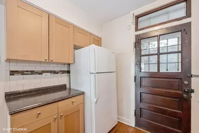 6885 N Overhill Avenue #2, Chicago, IL 60631 - Photo 6