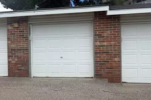 4316 W Shamrock Ln, McHenry, IL 60050 - Photo 12