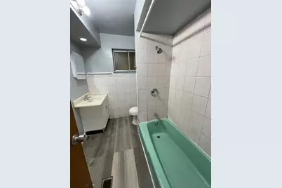 9258 S Parnell Avenue, Chicago, IL 60620 - Photo 16