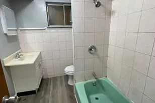 9258 S Parnell Ave, Chicago, IL 60620 - Photo 16