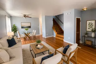 9258 S Parnell Ave, Chicago, IL 60620 - Photo 2