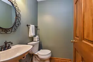 403 Dillman Ct, Naperville, IL 60540 - Photo 12