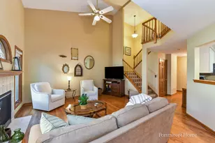 403 Dillman Ct, Naperville, IL 60540 - Photo 10