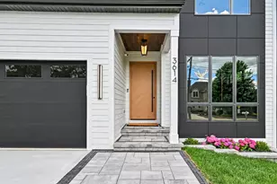 3614 Fairview Ave, Downers Grove, IL 60515 - Photo 2