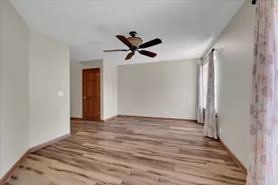 1825 Waverly Way, Montgomery, IL 60538 - Photo 6