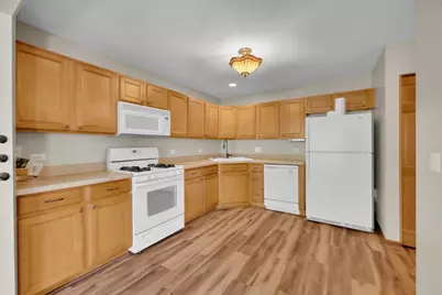 1825 Waverly Way, Montgomery, IL 60538 - Photo 8