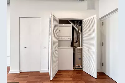 4015 N Milwaukee Avenue #410, Chicago, IL 60641 - Photo 10