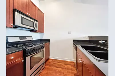 4015 N Milwaukee Avenue #410, Chicago, IL 60641 - Photo 8