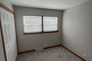 4329 W 77th Pl, Chicago, IL 60652 - Photo 8