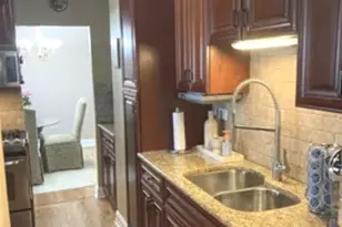 9009 Golf Rd, Des Plaines, IL 60016 - Photo 12