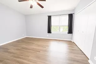 130 Park Ridge Ct, Aurora, IL 60504 - Photo 6