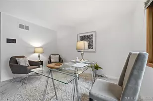 942 Montgomery Ct, Naperville, IL 60540 - Photo 18