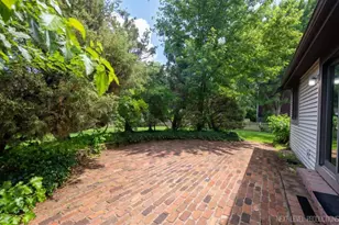 942 Montgomery Ct, Naperville, IL 60540 - Photo 34