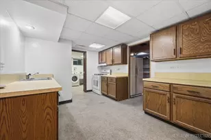 942 Montgomery Ct, Naperville, IL 60540 - Photo 28