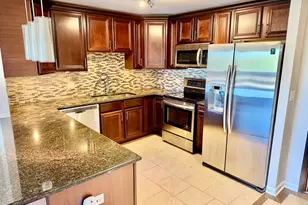13000 Heiden Circle, Lake Bluff, IL 60044 - Photo 8