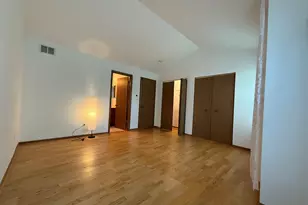 1910 Grove Ave, Schaumburg, IL 60193 - Photo 10