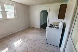1826 W 1st St, Dixon, IL 61021 - Photo 6