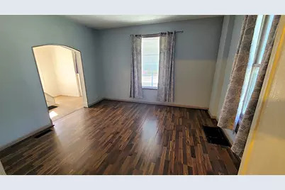 1826 W 1st Street, Dixon, IL 61021 - Photo 4
