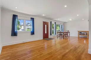 8219 W Summerdale Ave, Chicago, IL 60656 - Photo 10