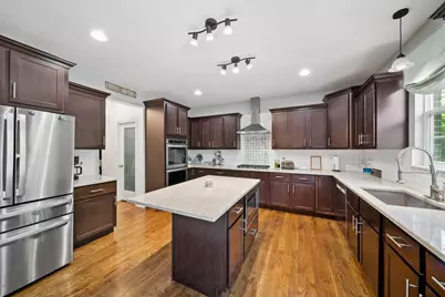 16533 W McKenzie Avenue, Lockport, IL 60441 - Photo 6