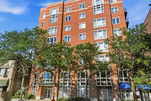 811 Chicago Ave, Evanston, IL 60202 - Photo 1