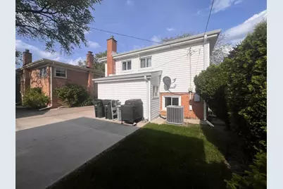 9220 Luna Avenue, Morton Grove, IL 60053 - Photo 20