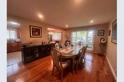 9220 Luna Avenue, Morton Grove, IL 60053 - Photo 2