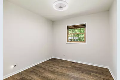 7798 Kingsbury Drive, Hanover Park, IL 60133 - Photo 14