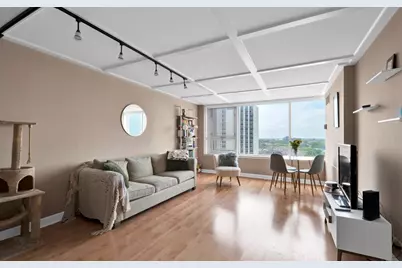 2728 N Hampden Court #1302, Chicago, IL 60614 - Photo 4