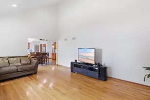 17110 Arbor Creek Dr, Plainfield, IL 60586 - Photo 6