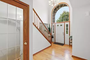 17110 Arbor Creek Dr, Plainfield, IL 60586 - Photo 4