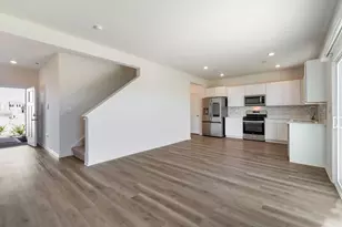 1399 Grand Tetons Dr, Pingree Grove, IL 60140 - Photo 6