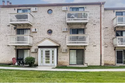 454 E Spruce Drive #2B, Palatine, IL 60074 - Photo 1
