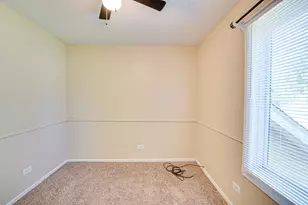 1320 Andover Dr, Aurora, IL 60504 - Photo 12